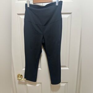 Old navy black leggings - size: medium - good condition